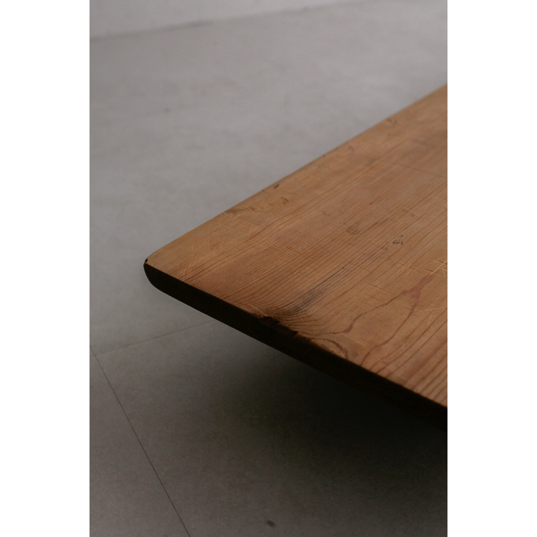 裁ち台 展示台 飾り棚 杉材 古材 無垢材 ローボード 店舗什器 古家具