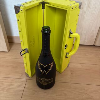 ANGEL 空箱4つ 瓶なし カラフルな4色セット エンジェルシャンパンのフリマ