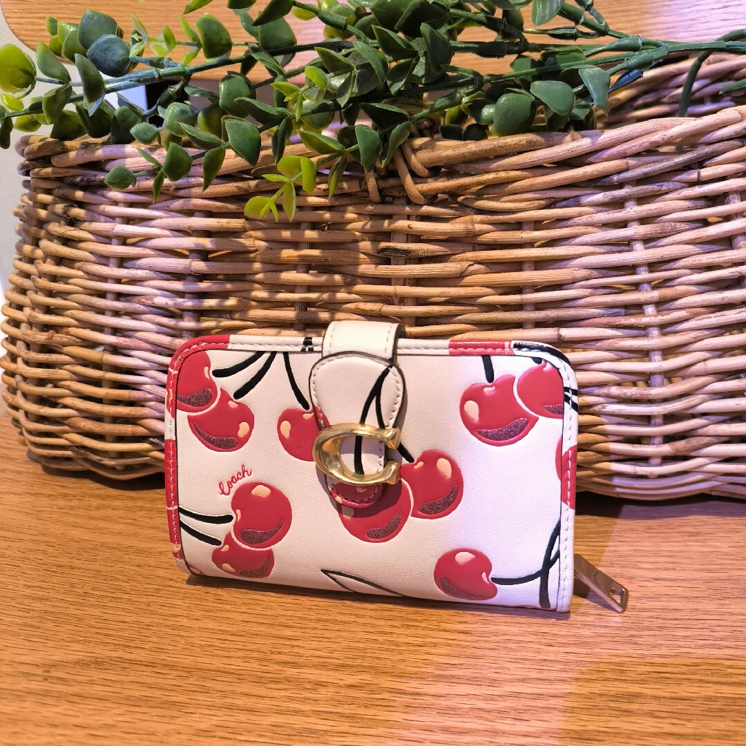 最終値下げ COACH コーチ チェリー 折り財布