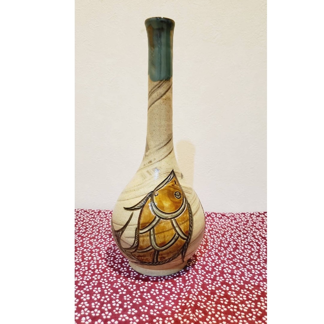 ➂宮城三成 ツル首壺 魚紋 骨董品 人間国宝 金城次郎孫