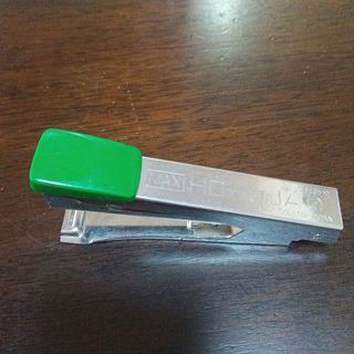 MAX - 【価格相談可】昭和レトロ 手動鉛筆削り MAX 金属製の通販 by ら