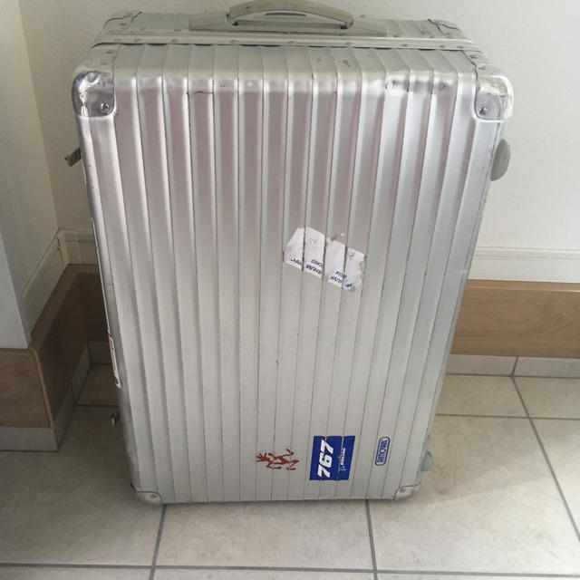 RIMOWA - 【廃盤二輪】リモワ クラシックフライトの通販 by mormor's