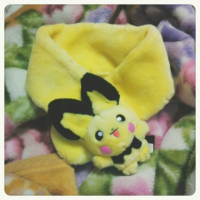 未使用 TOMY ポケットモンスター キャラクラーマフラー ピチュー