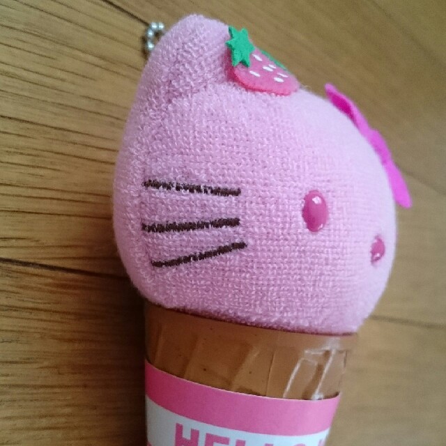 ハローキティ アイスクリームコーンキーホルダー ボールペン