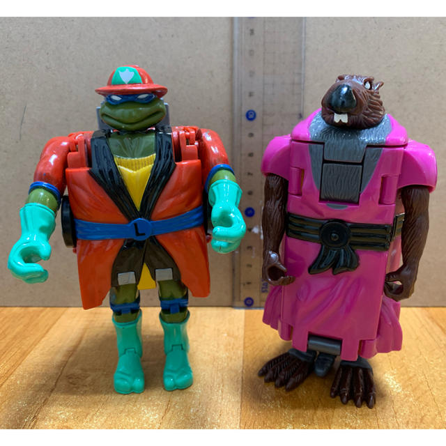 希少 ミュータント タートルズ 変形フィギュアの通販 by はなな's shop
