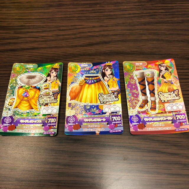 アイカツカード 325枚以上 被りなし プレミアム、星座25枚以上<最終