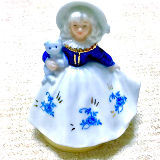 ウルトラマン陶器オルゴール 陶器製 オルゴール / ピエロ