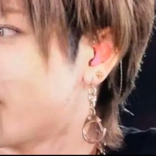末吉秀太 ピアス&リストバンド AAA“末吉秀太”プロデュースの