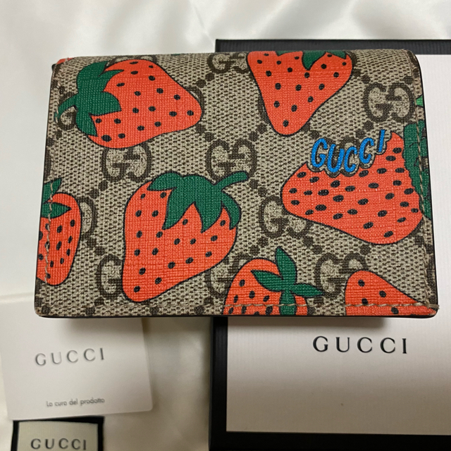 Gucci 財布 ストロベリー 正規品