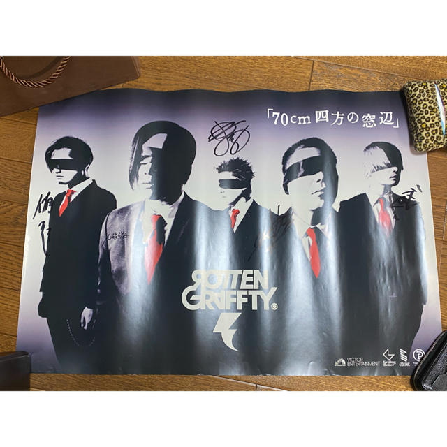 ROTTENGRAFFTY直筆サイン入りポスター 70cm四方の窓辺 ロットン