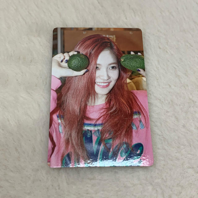 red velvet イェリ スマイルボックス トレカ smile box