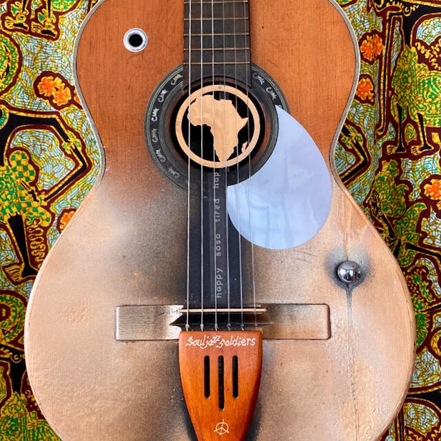 ギター・ウクレレ・マンドリン＊リメイク工房 ギター・ウクレレ