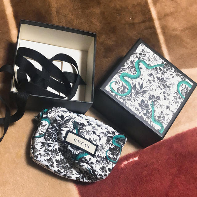 GUCCI - GUCCI 空箱 蛇柄の通販 by T.m's shop｜グッチならラクマ