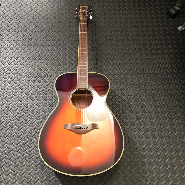 ヤマハ アコースティックギター FS720S