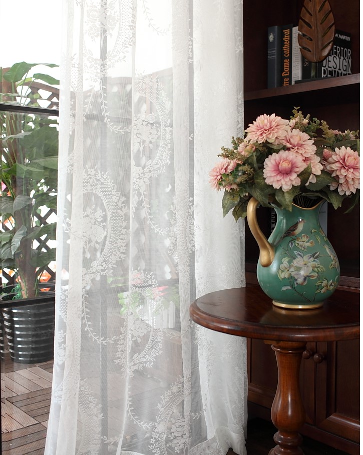ヴィンテージ 薔薇柄レースカーテン 2枚組 ヴィンテージ 薔薇柄レース