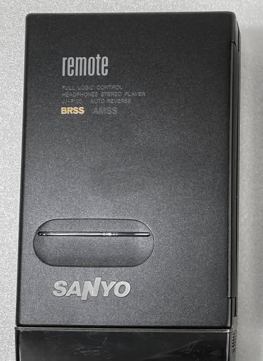 ☆ジャンク☆SANYO カセットプレーヤー remote JJ-P100 SANYO JJ-P100