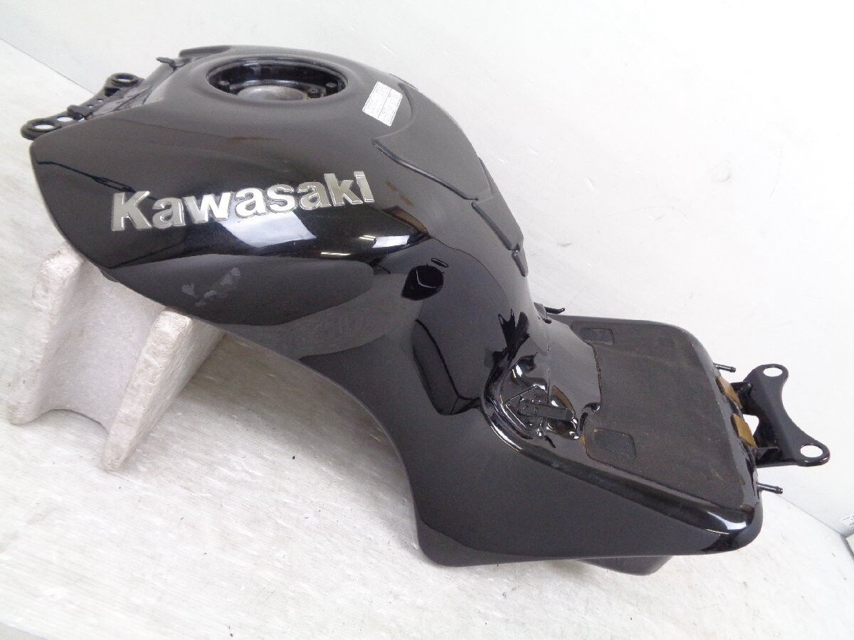 kz750E ガソリンタンク kz750E ガソリンタンク kz750E ガソリン