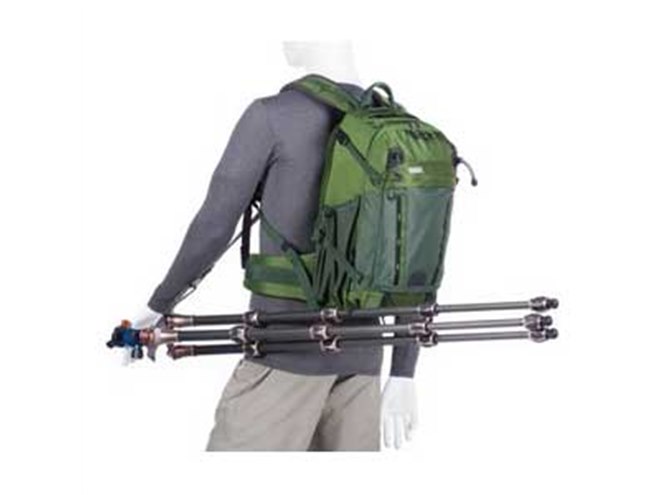 MindShift Gear、背負ったままでも開口できる「バックライト」18L