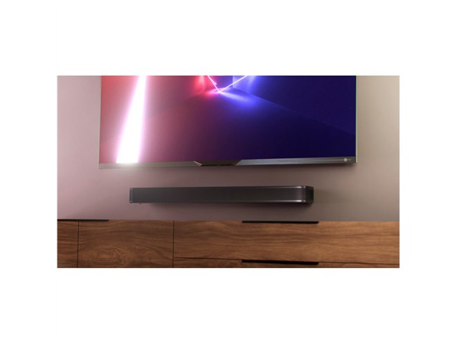 JBL、“立体的な音響空間を創出する”ハイブリッド式のサウンドバー「Bar