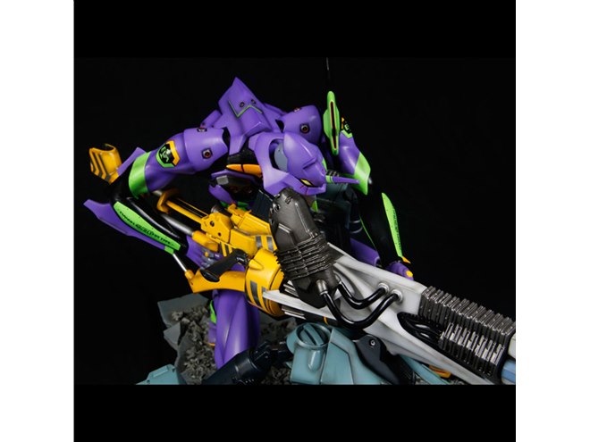 全長約800mmの「海洋堂 EVANGELION Movie Scene STATUE 新劇場版：序