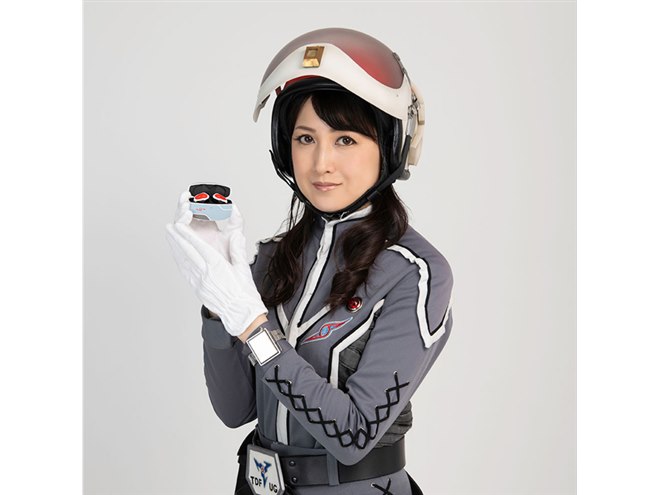 ウルトラセブン」55周年記念、ウルトラ警備隊モデルの限定イヤホンが