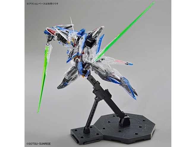クリアカラーの限定ガンプラ「MG 1/100 エクリプスガンダム」が4/29