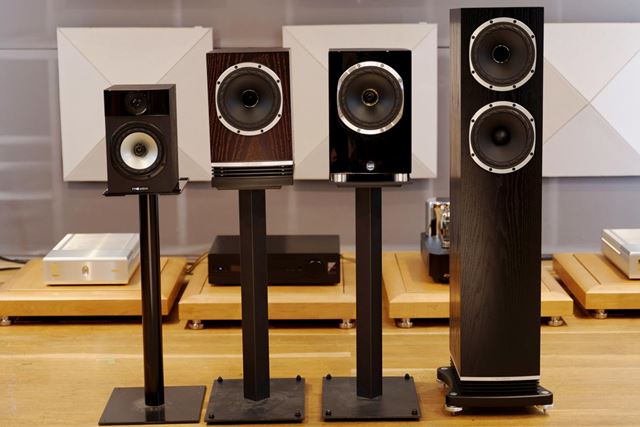 FYNE AUDIO F502 [ピアノグロス・ブラック ペア] 価格比較 - 価格.com