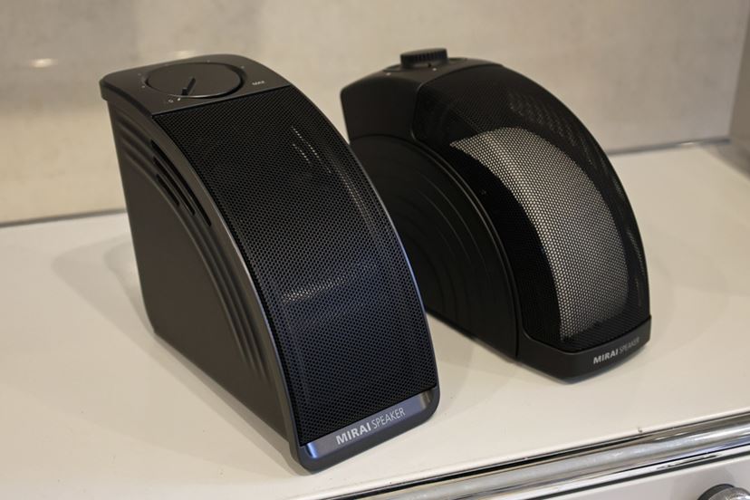 MIRAI スピーカー ミニ 音量上げずに、言葉くっきり「ミライスピーカー