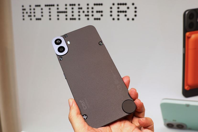 Nothing「CMF Phone 1」登場！ 44,800円で高性能有機ELディスプレイ