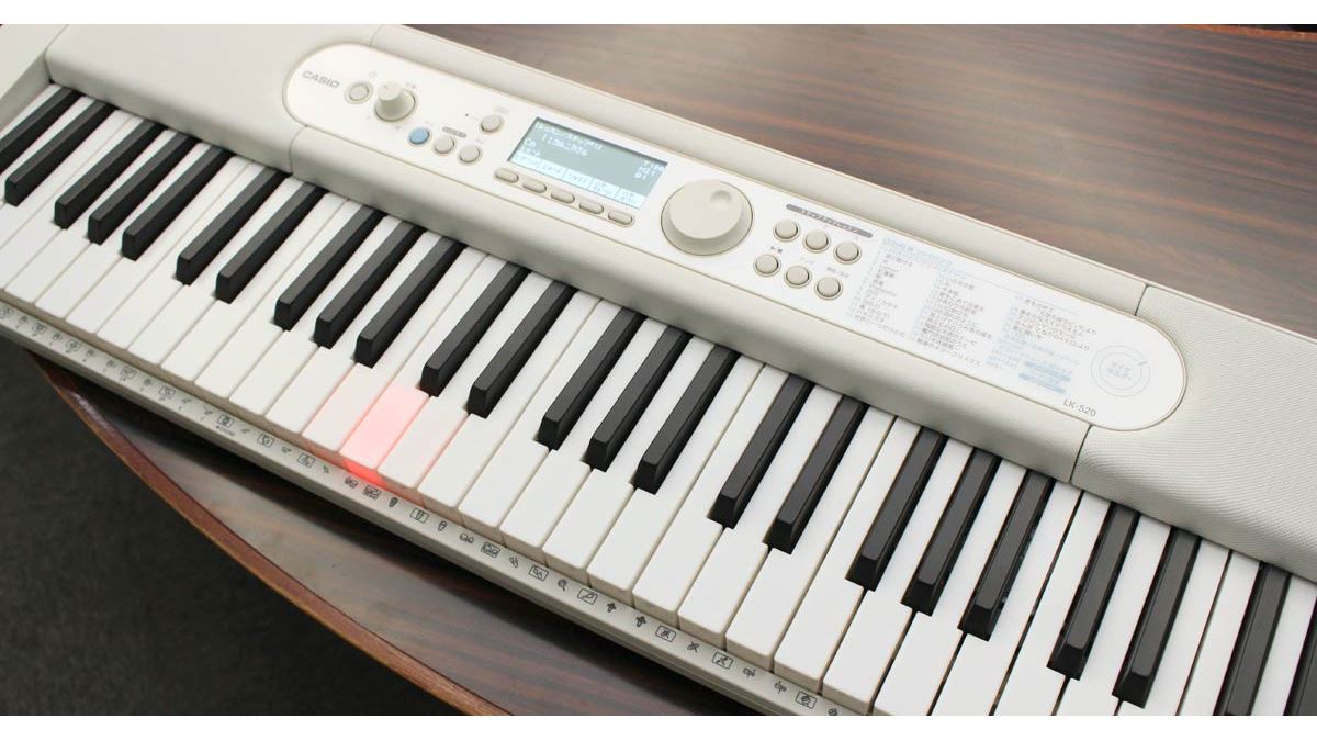 大人気のカシオ「光ナビゲーションキーボード」がスリム＆シンプル化