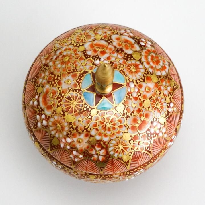 お正月金彩装飾 工場 陶器製 花器 多色花柄 九谷 時代物 1 お正月金彩