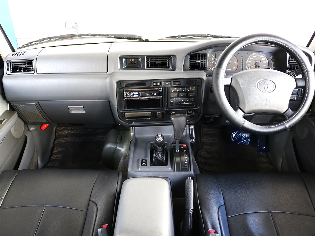 トヨタ ランドクルーザー80 4.2 VXリミテッド ディーゼルターボ 4WD