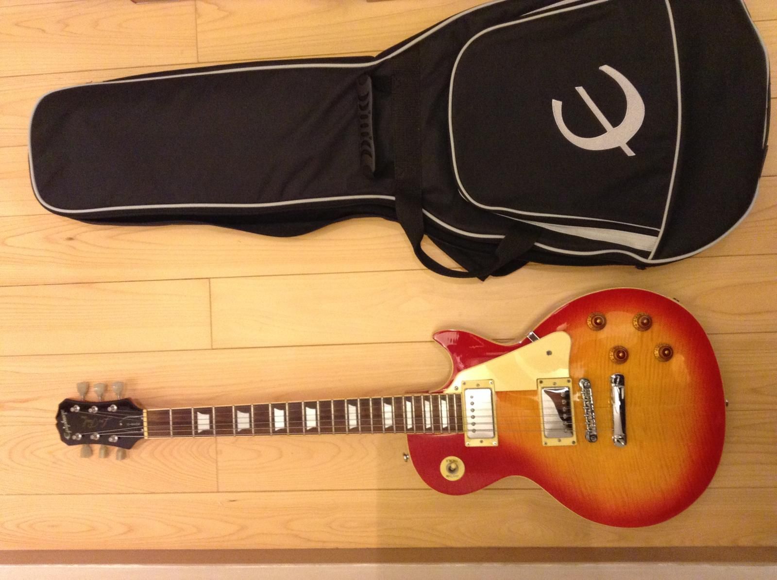 Epiphone エピフォン レスポール Standard サンバースト ケース