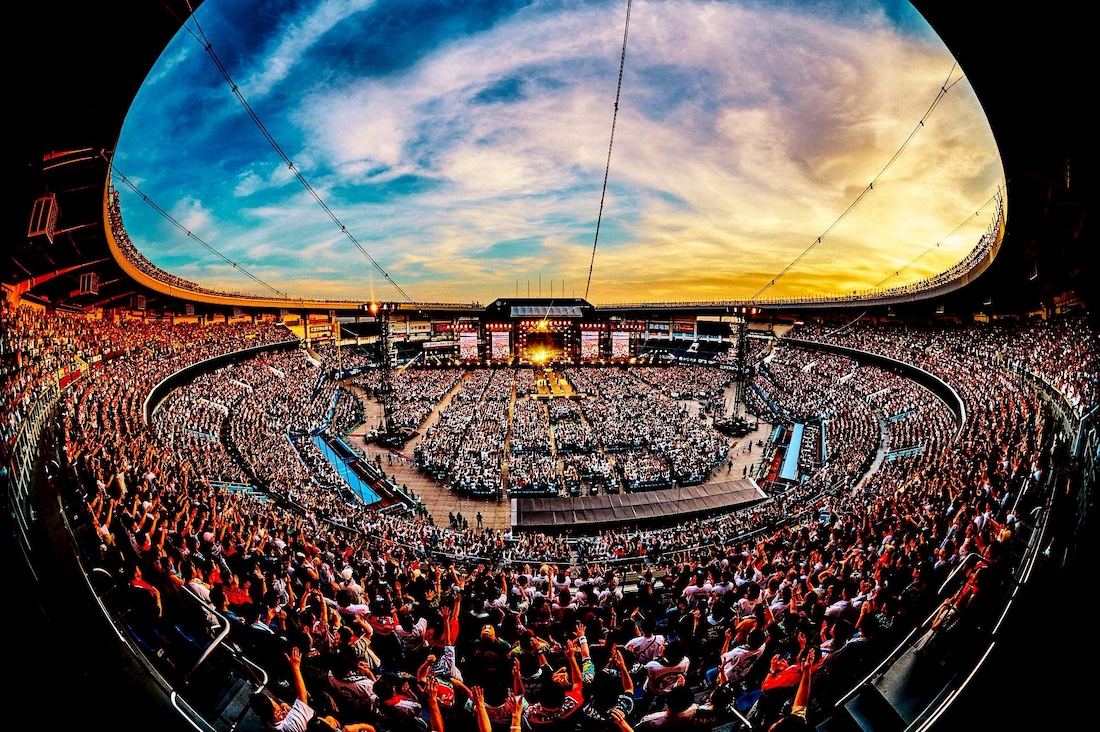 SUPER BEAVERが初のスタジアム公演で作り出した、大きな笑顔の渦