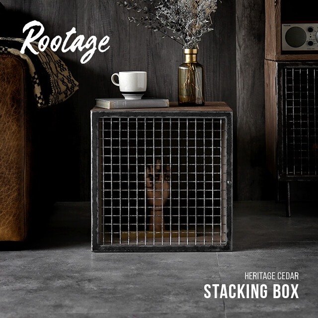 杉古材とアイアンのインダストリアルなボックス型サイドテーブル