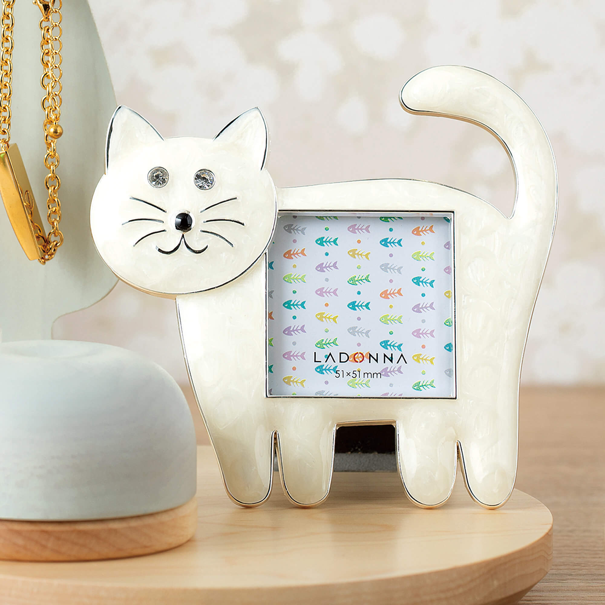 SB12_01_2000x.jpg?v=1718355235