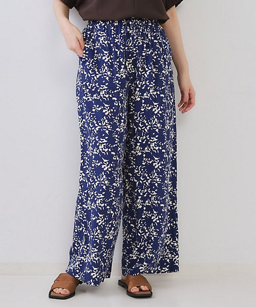 幾何柄プリントイージーワイドパンツ／セットアップ対応【洗える