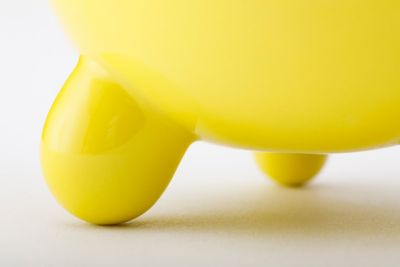 黄地うさぎ 三ツ足マグカップ | 深川製磁/フカガワセイジ | 三越伊勢丹