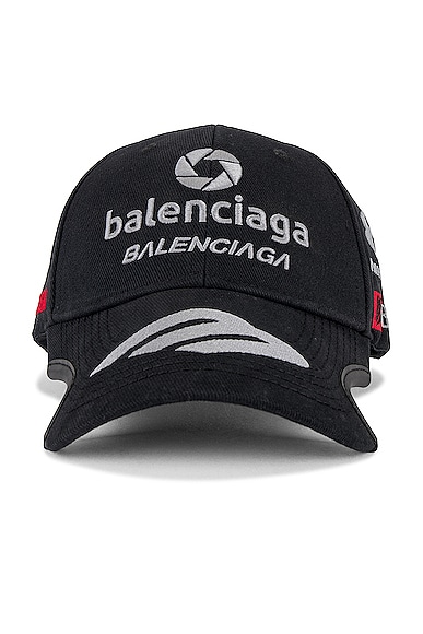 Balenciaga 帽子於Faded Black | FWRD