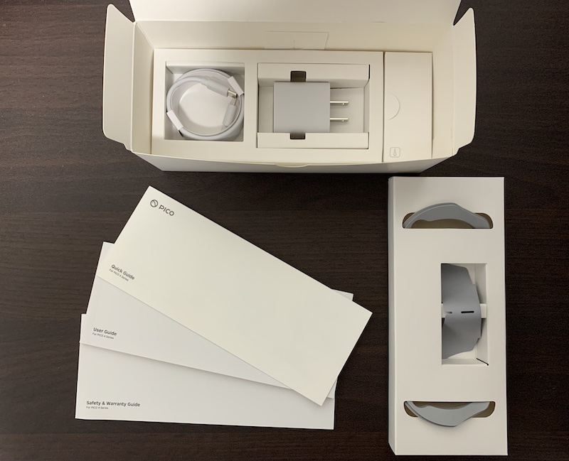 PICO4本体 / ケーブル & ケース セット 【消毒済】 PICO4本体