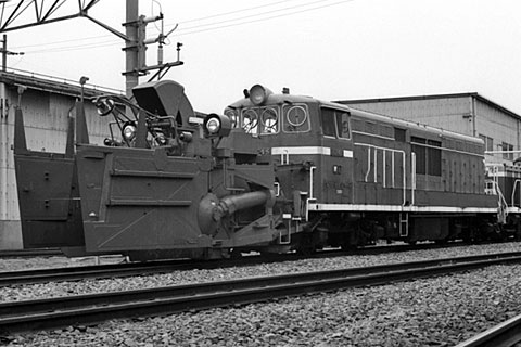 DF90 国鉄DD14 File:JR East DD14-334.jpg - Wikipedia