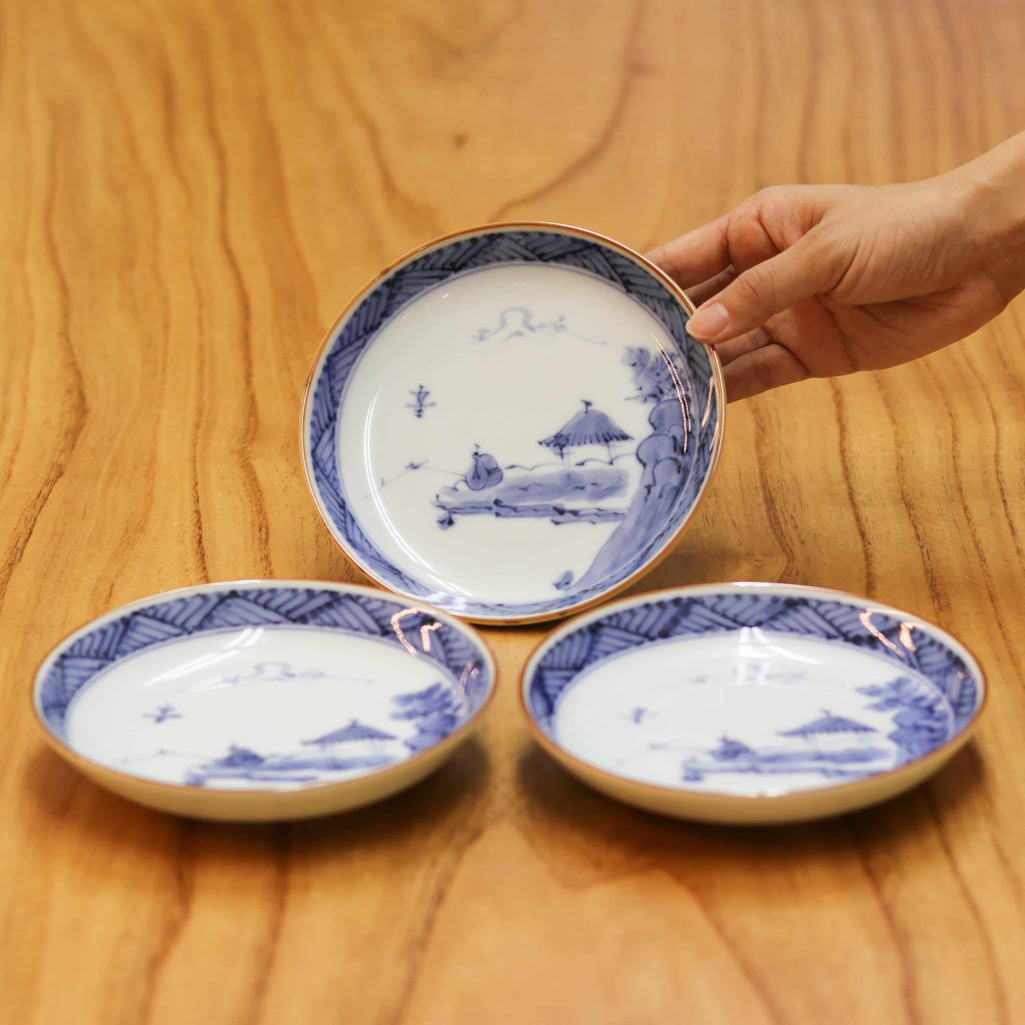 有田焼 5代 佐藤走波 染錦桃文 盛り鉢 20㎝ 有田焼5