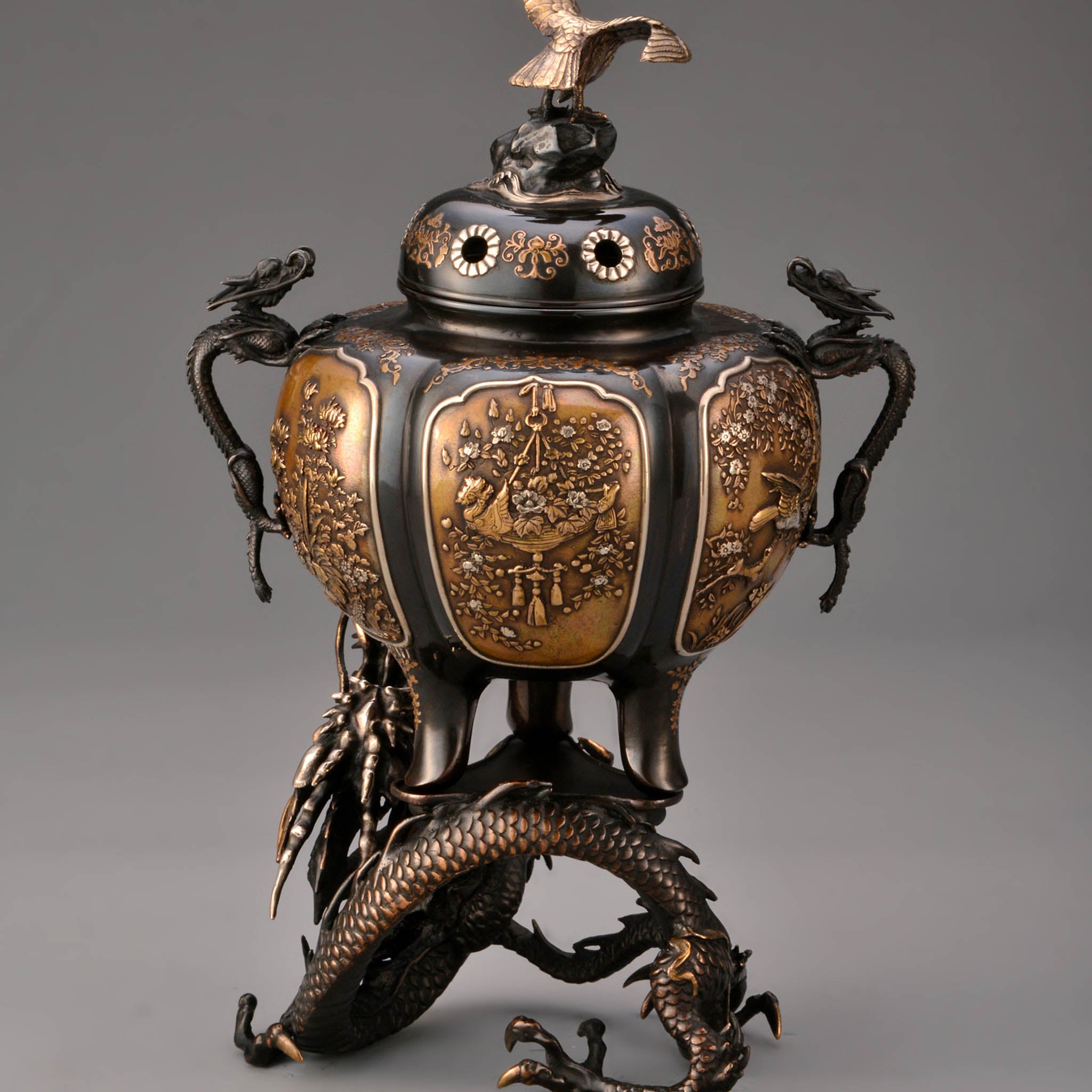 中国 古銅 金彩 花草文 小さな香炉 V 9641 中国 古銅 金彩 花草文