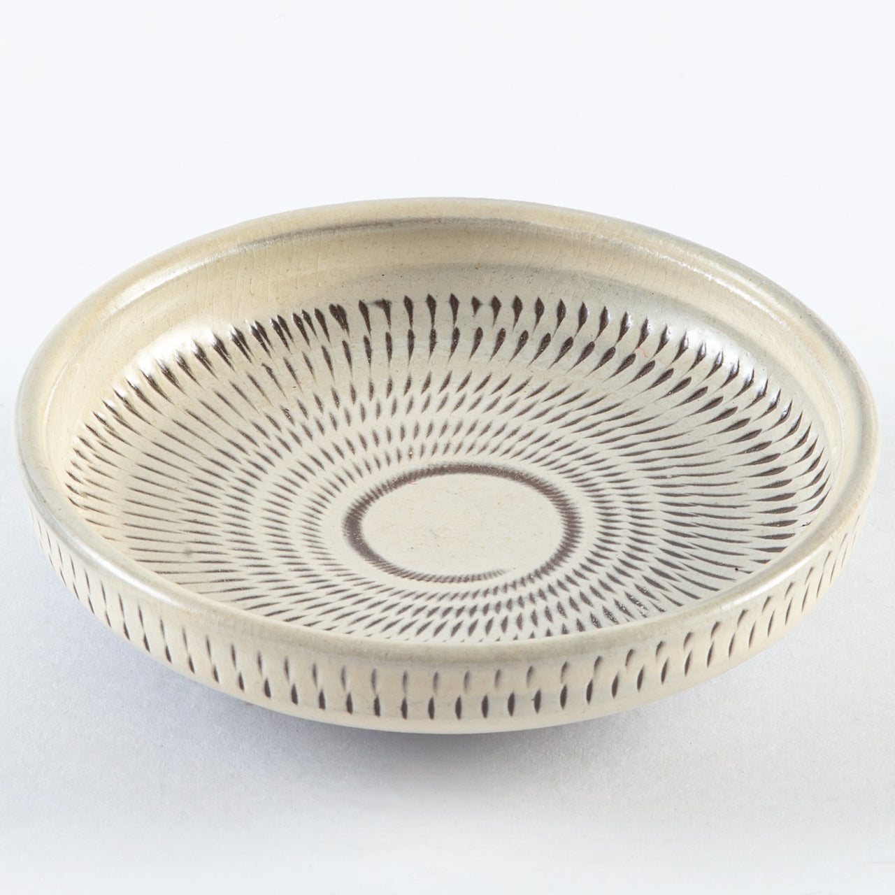 小鹿田焼 飛び鉋に三彩 尺三寸皿 木製皿立て付