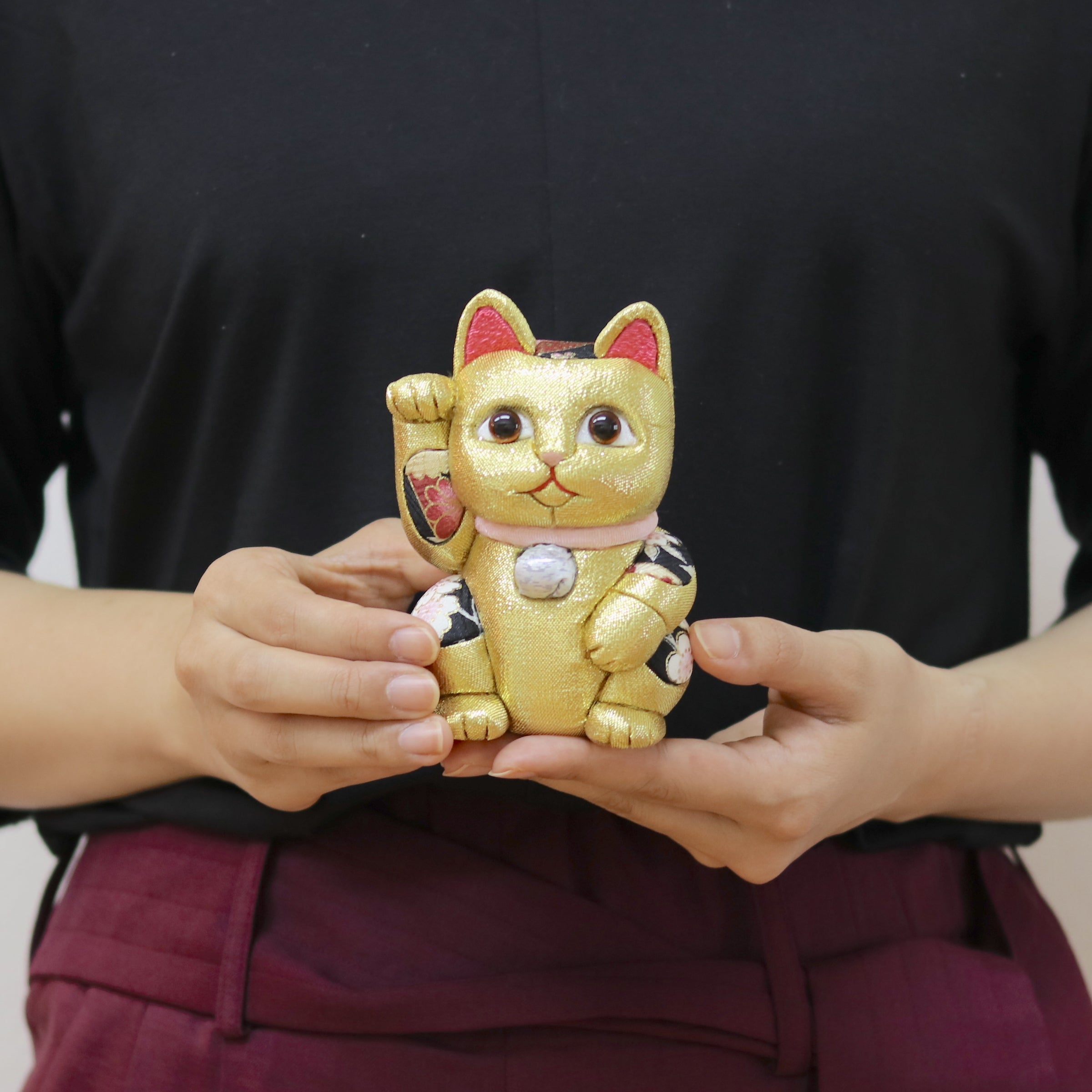 招き猫 | 江戸木目込み 招き猫 風水(中) | 金色 | 柿沼人形
