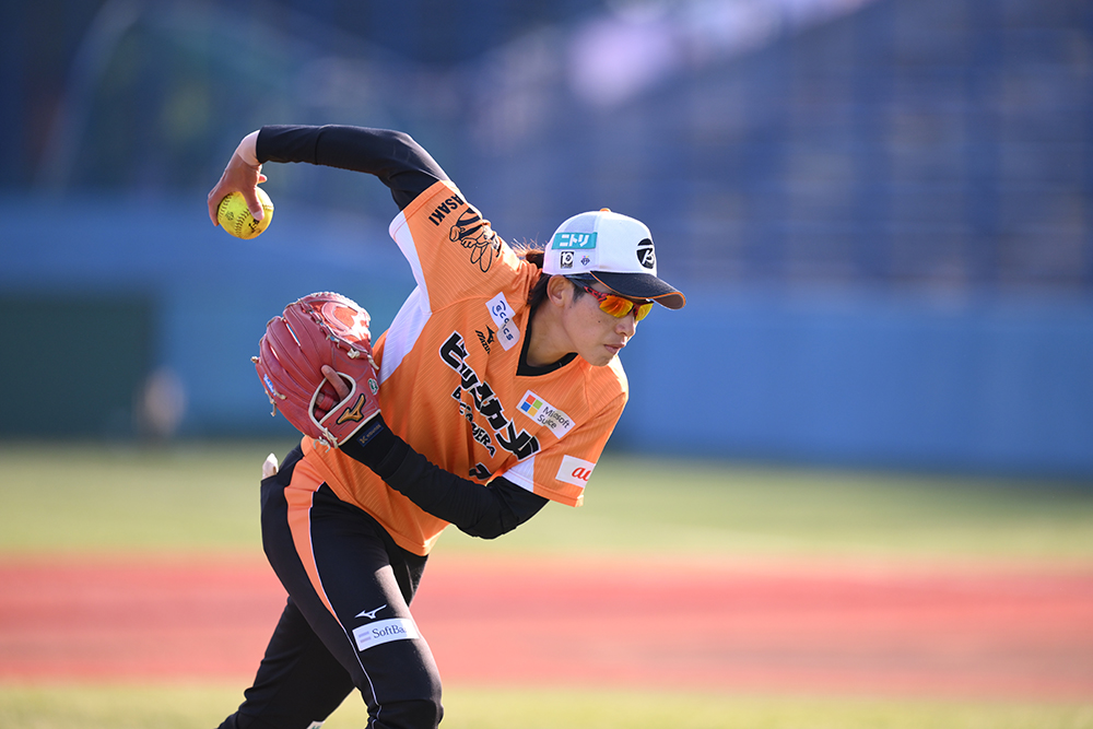 ニトリJD.LEAGUE2025】ビックカメラ高崎ビークイーン 上野由岐子選手が