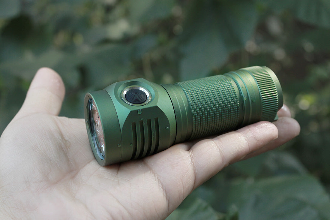 Emisar D4SV2 26650 High Power LED Flashlight *CUSTOM BUILT-TO