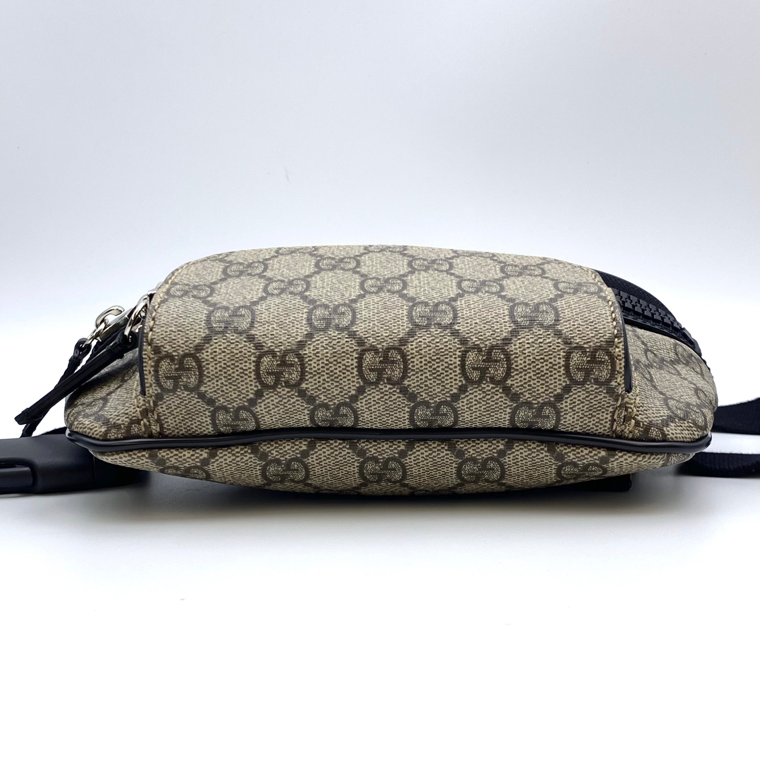 グッチ ウェストポーチ