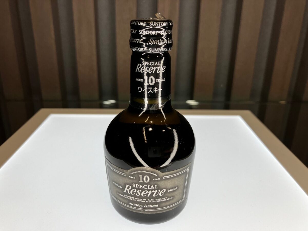 古酒 サントリー リザーブ ウィスキー 10 Years 241108-37SUNTORY