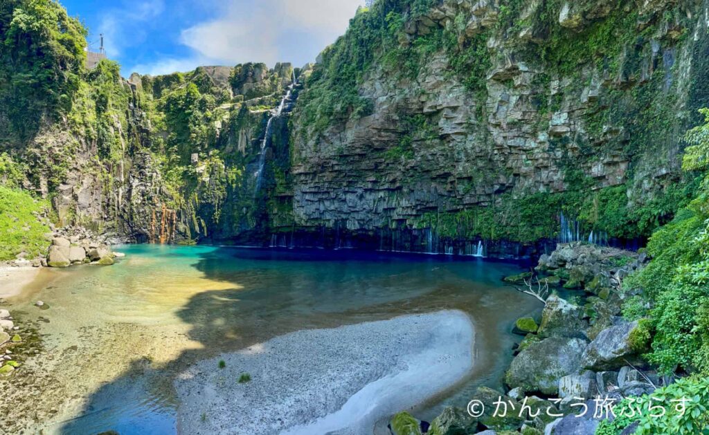 究極の美◼️蔵からかなり美しいエメラルドグリーンの見事な大きな壺